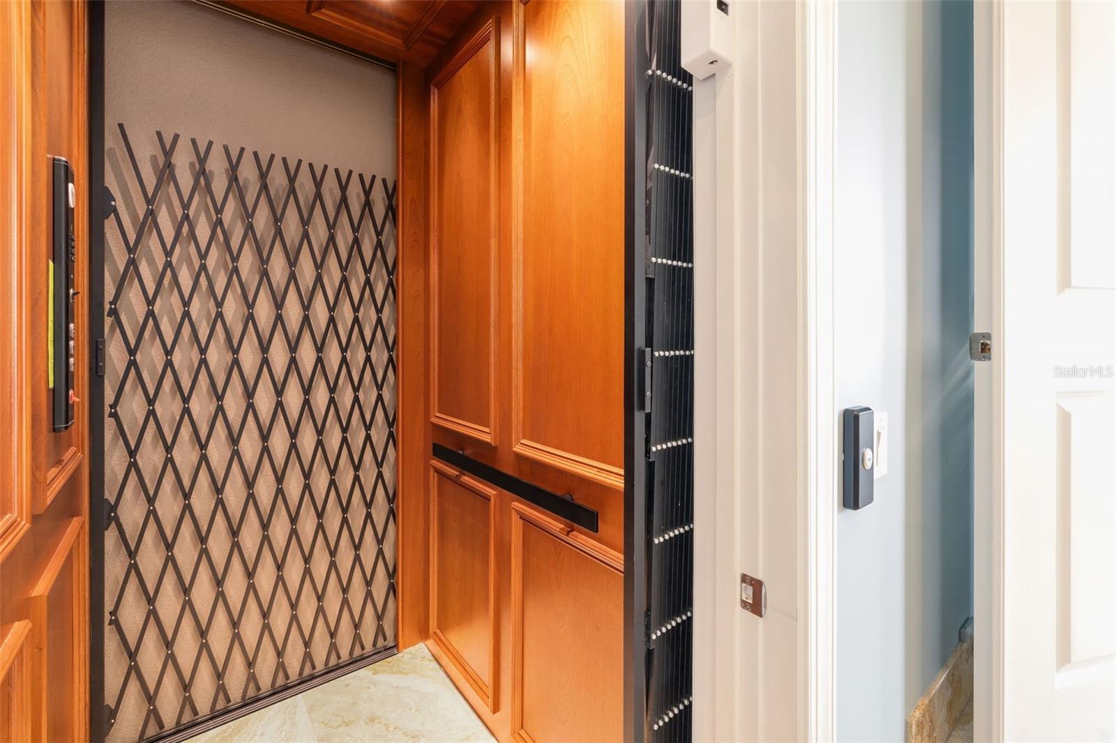 BAY BEACH - Residential