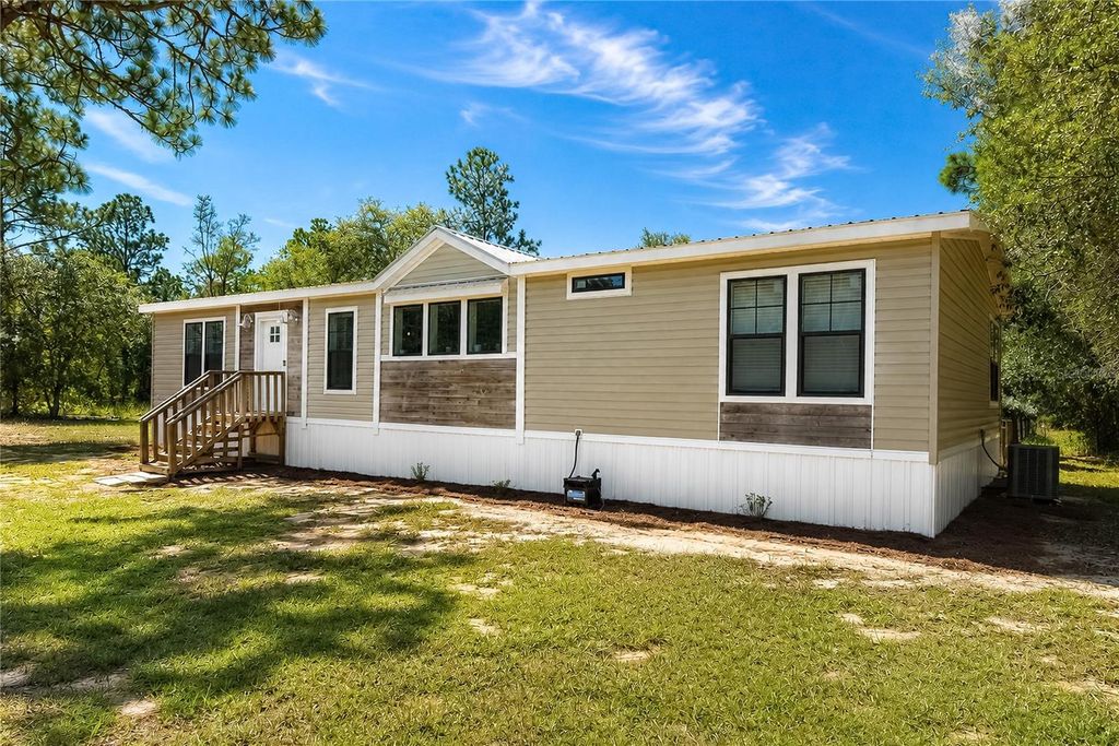 Photo of 181 Windy Hills Road, Hawthorne, FL 32640 (MLS # GC542233)