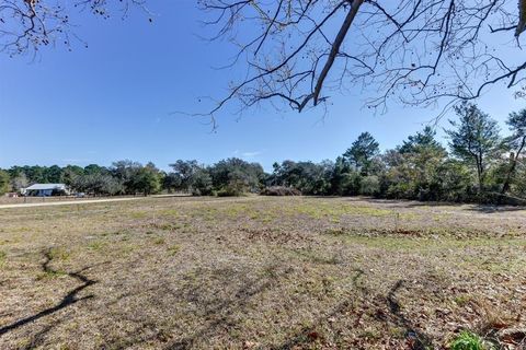 A home in DE LEON SPRINGS