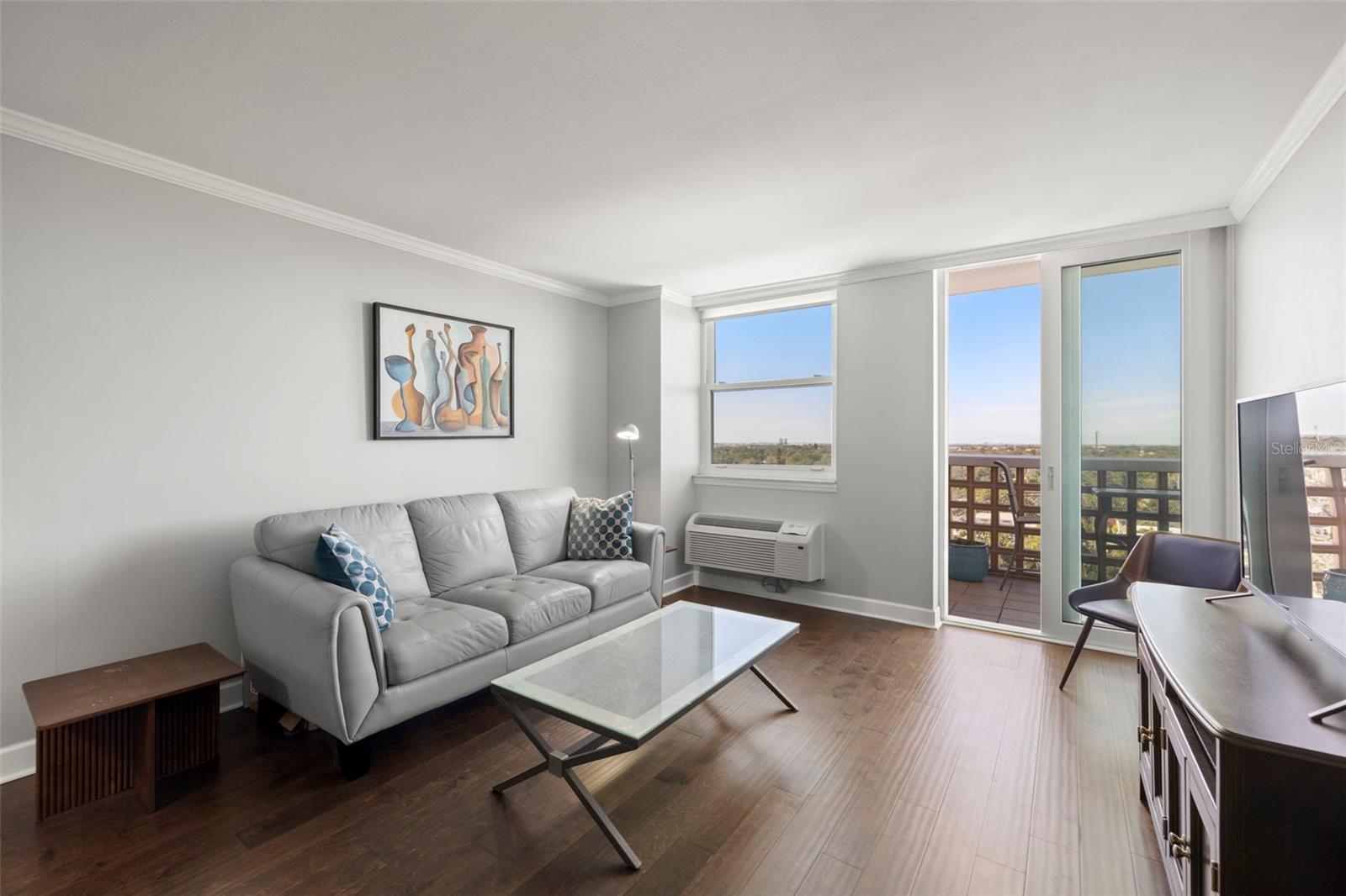 BAYSHORE TOWERS A CONDO - Residential