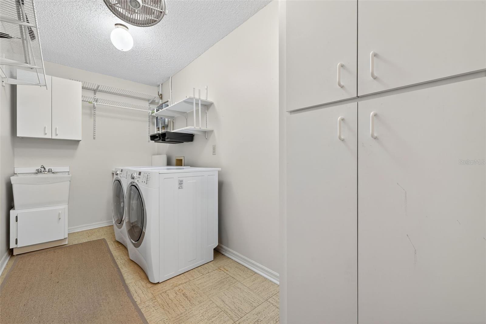 LANCASTER III CONDO - Residential