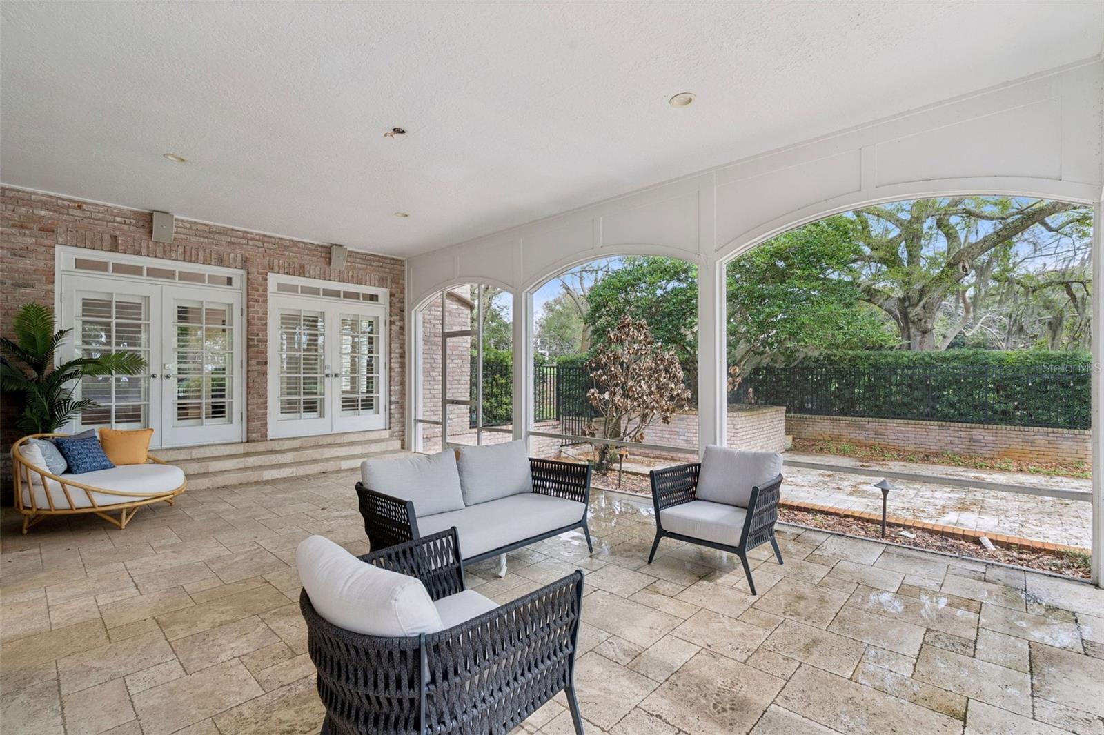 ISLEWORTH - Residential