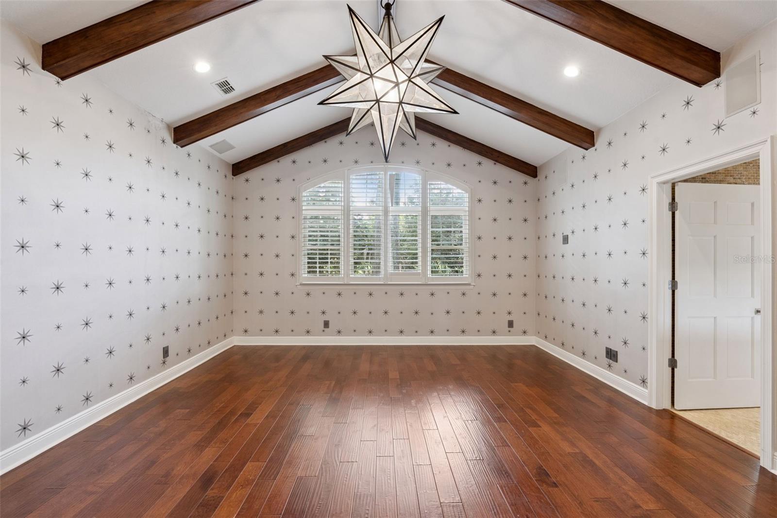 ISLEWORTH - Residential