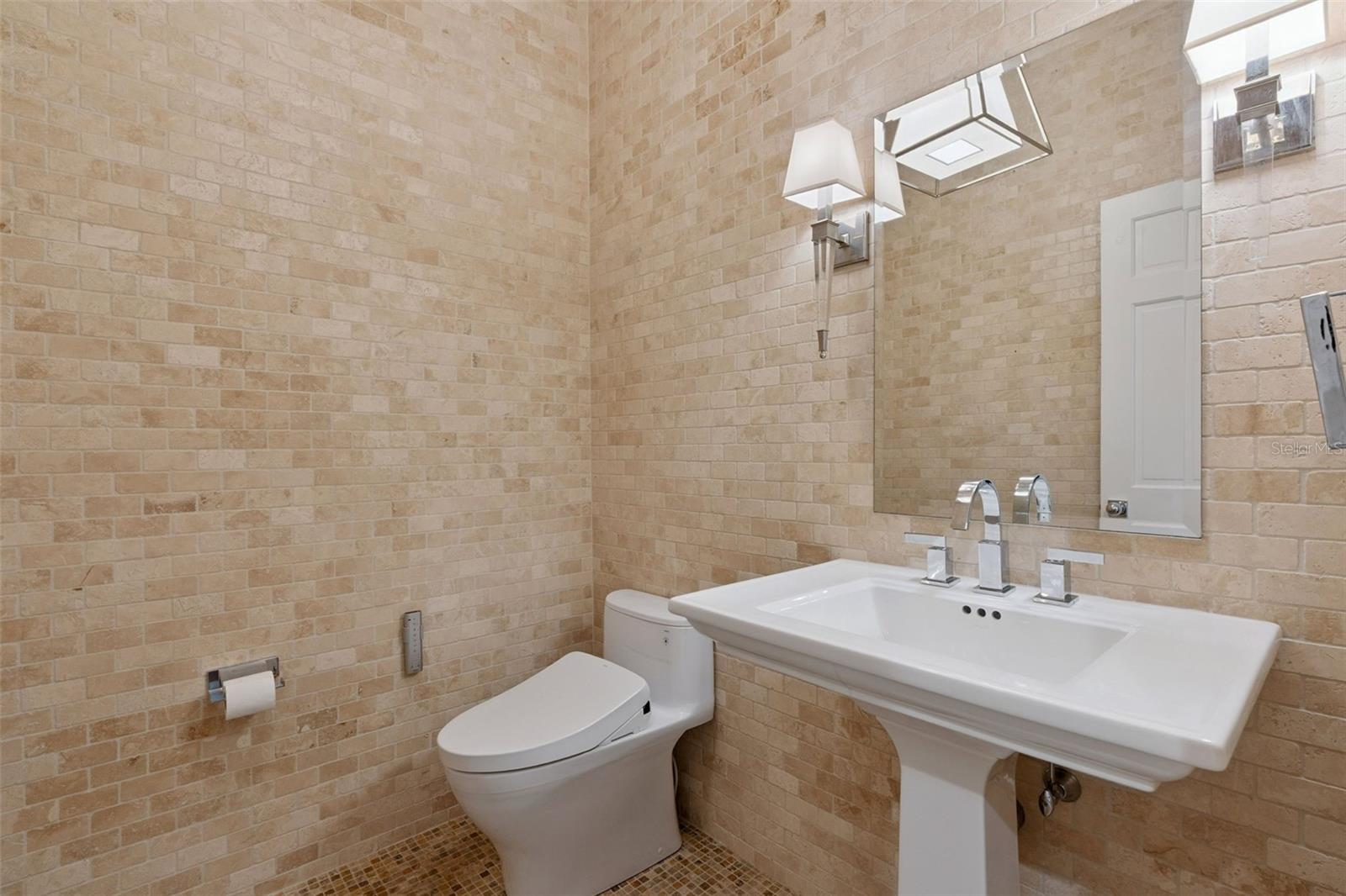 ISLEWORTH - Residential