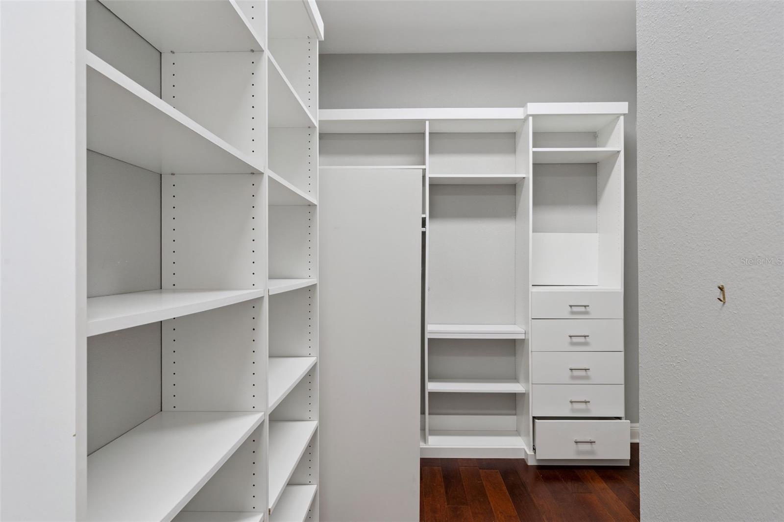 ISLEWORTH - Residential