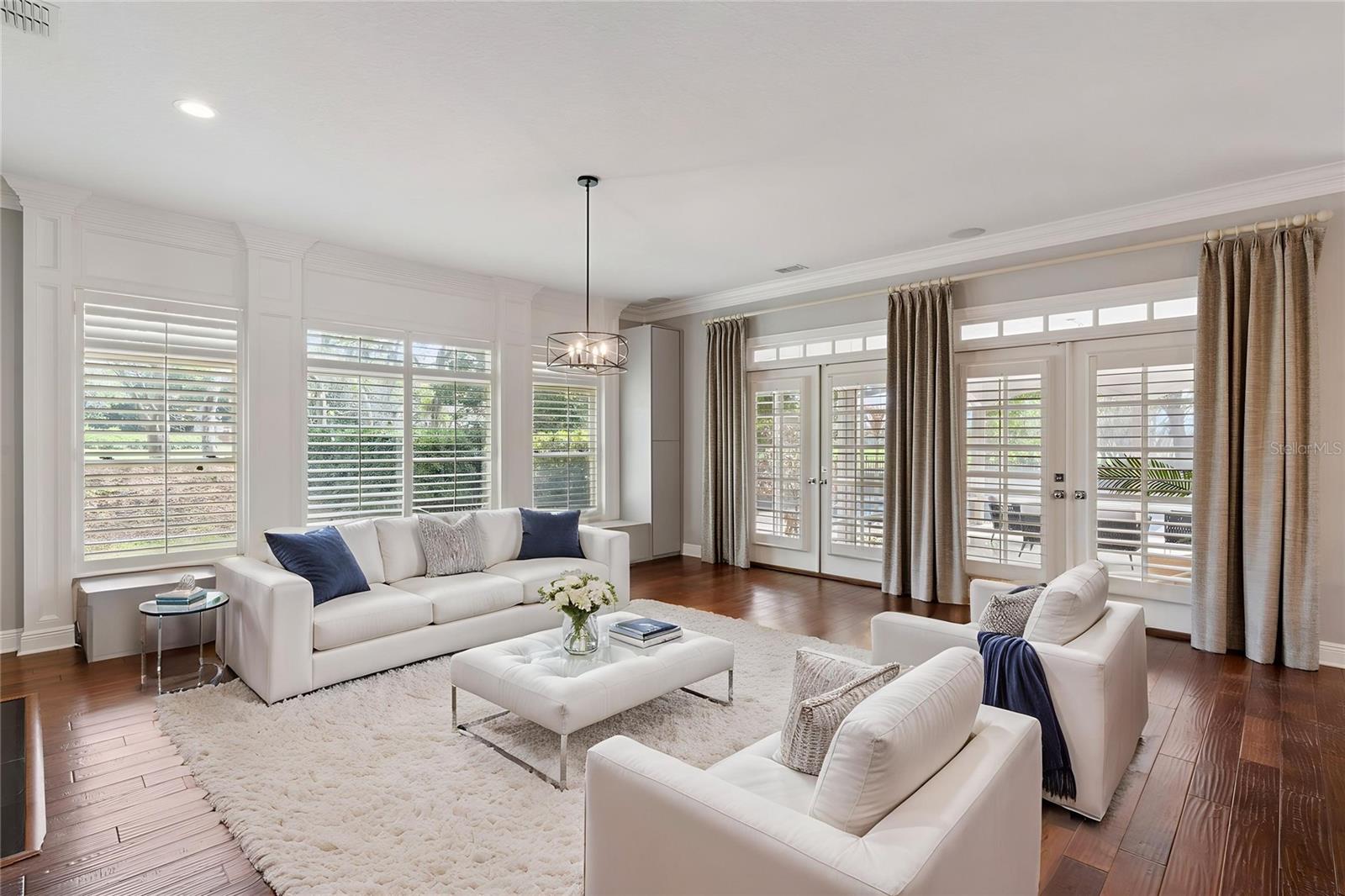 ISLEWORTH - Residential