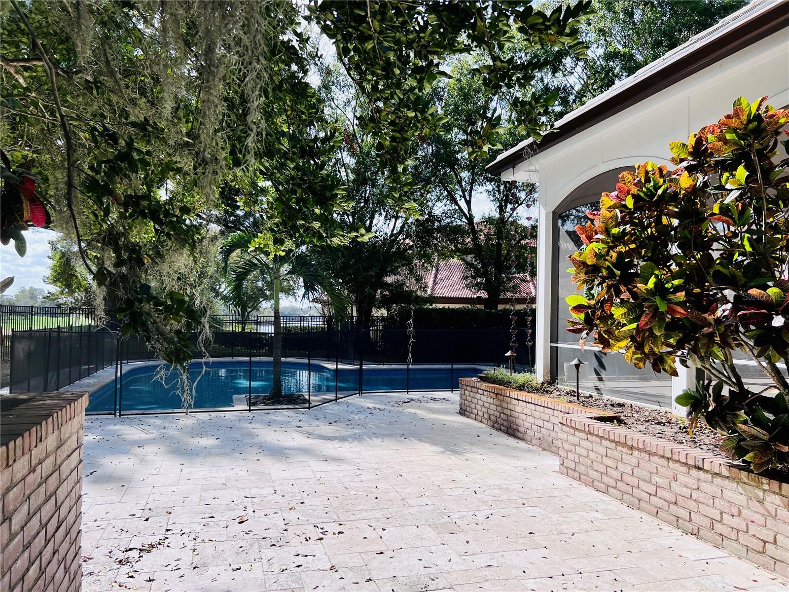 ISLEWORTH - Residential