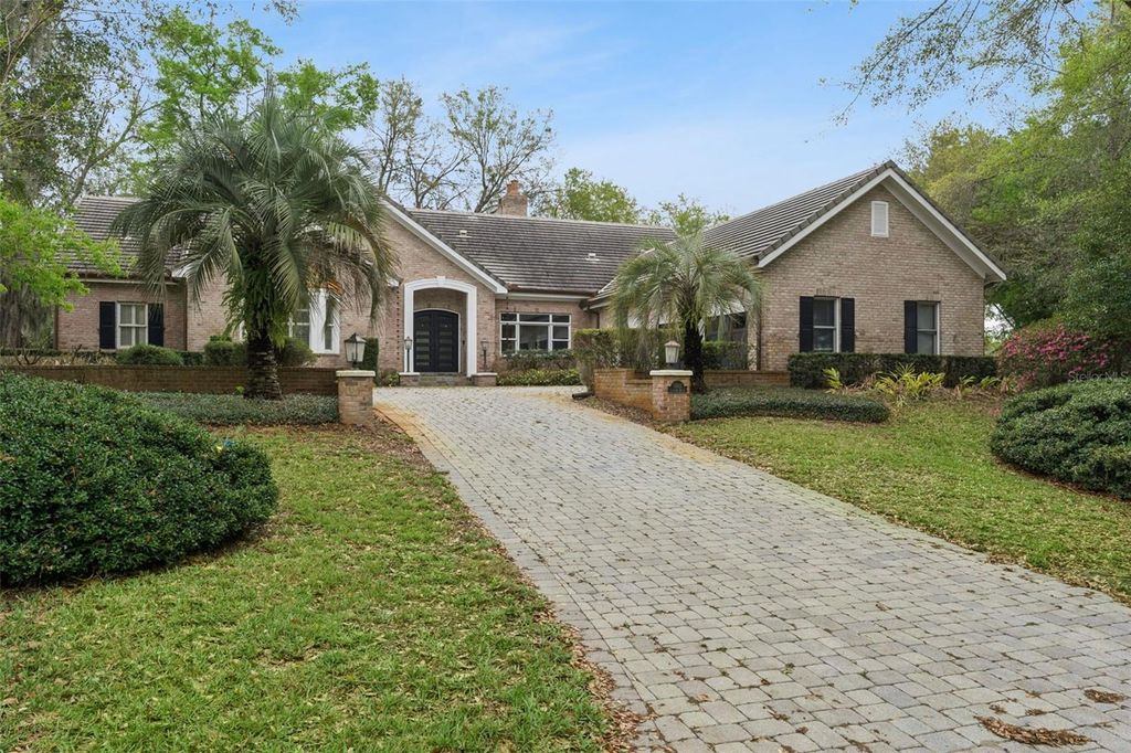 Photo of 5001 Latrobe Drive, Windermere, FL 34786 (MLS # O6389183)