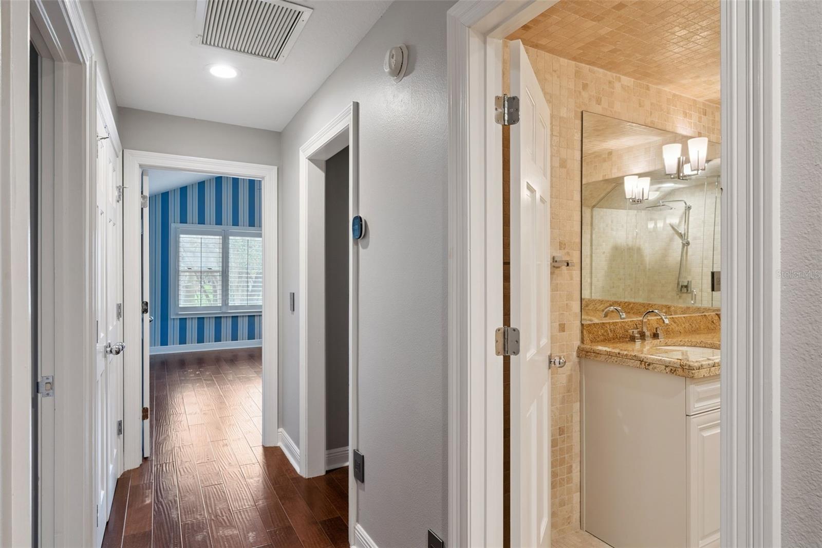 ISLEWORTH - Residential