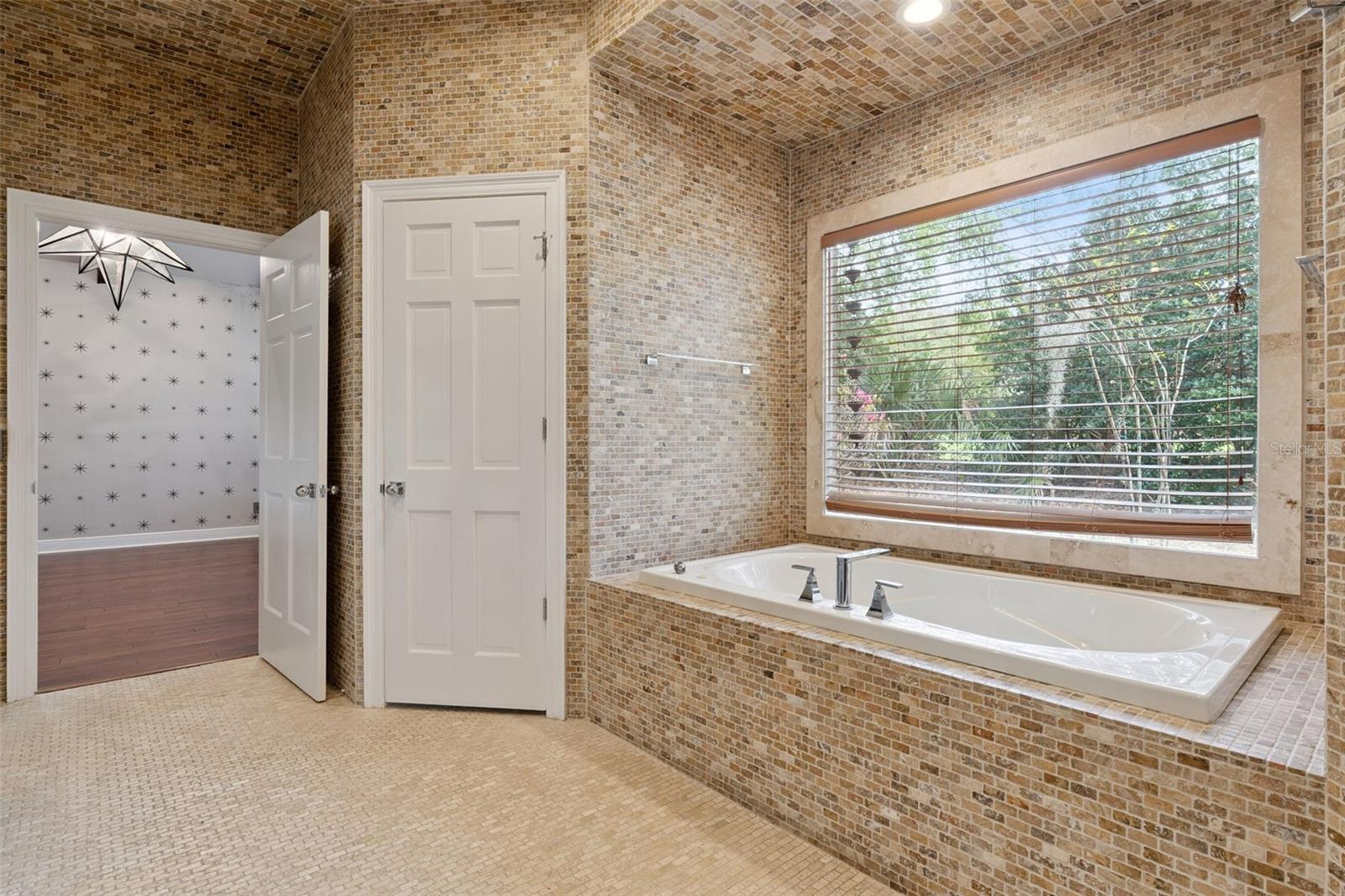 ISLEWORTH - Residential