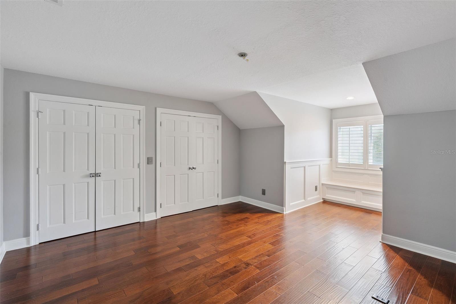 ISLEWORTH - Residential