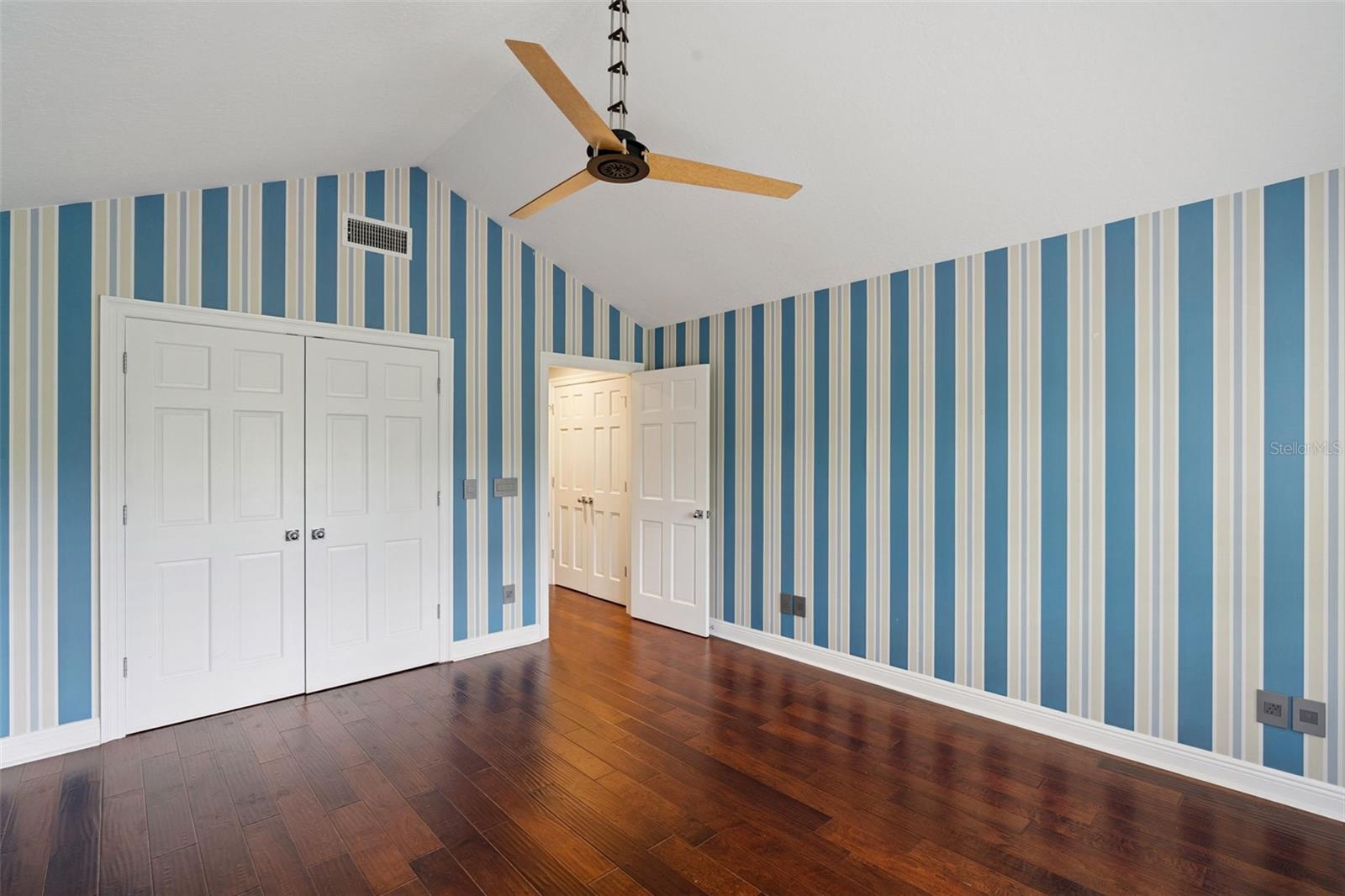 ISLEWORTH - Residential