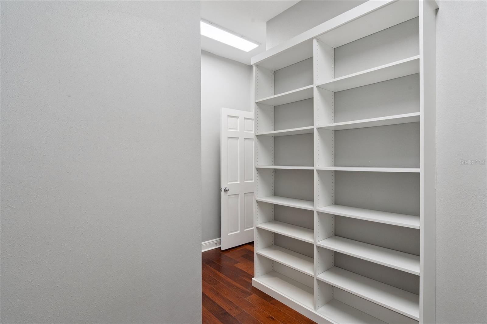 ISLEWORTH - Residential