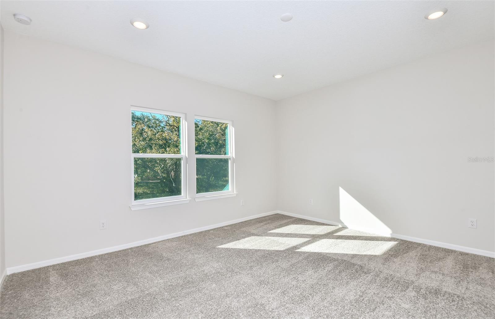 1411 HAMILTON WAY