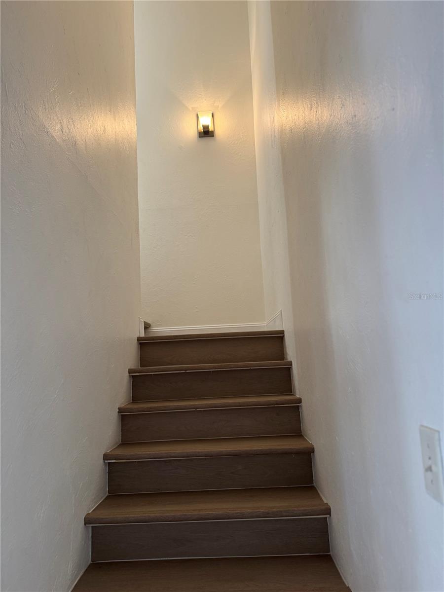 FAIRWAY OAKS - Residential