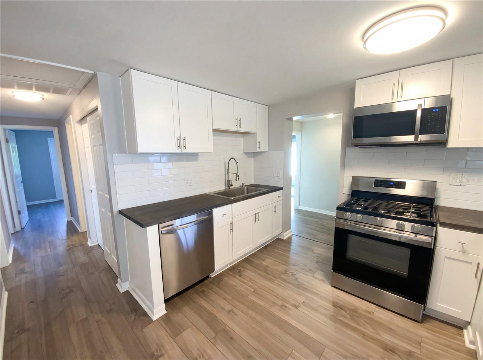 CLEARWOOD SUB 6TH ADD - Residential