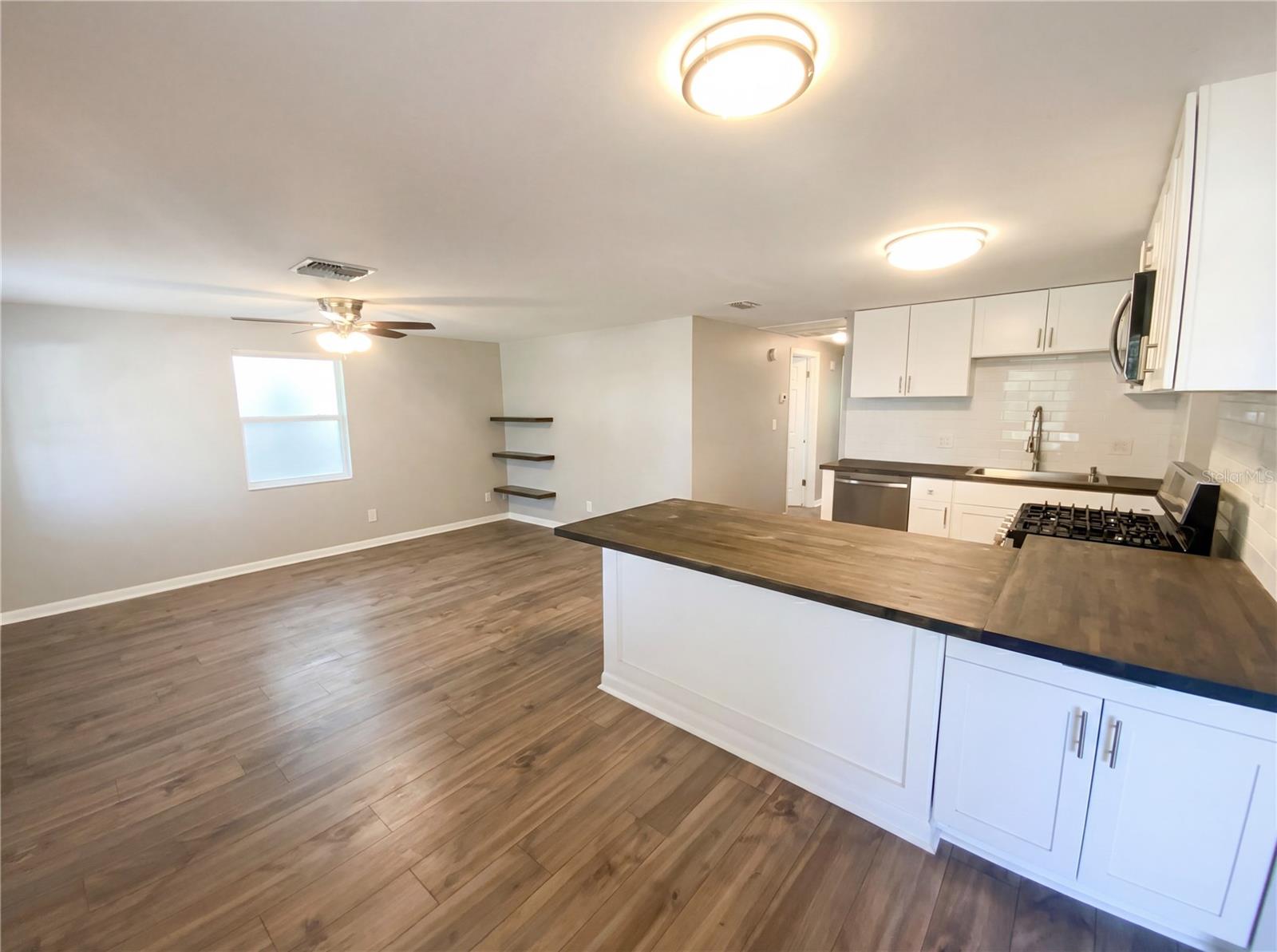 CLEARWOOD SUB 6TH ADD - Residential