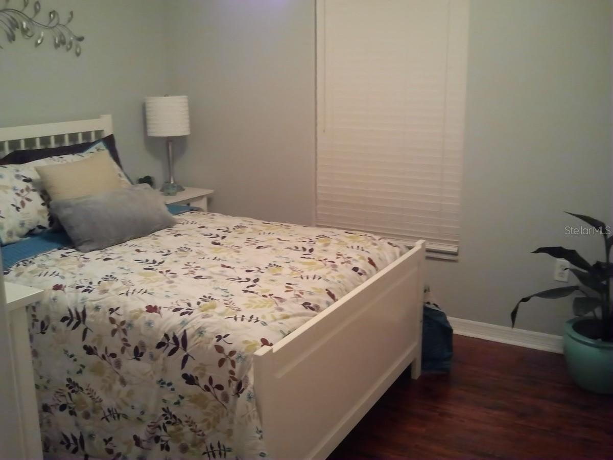 OAK RUN UNIT 7 - Residential