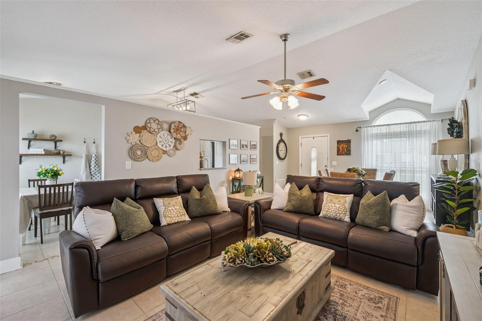 OAK RUN UNIT 7 - Residential