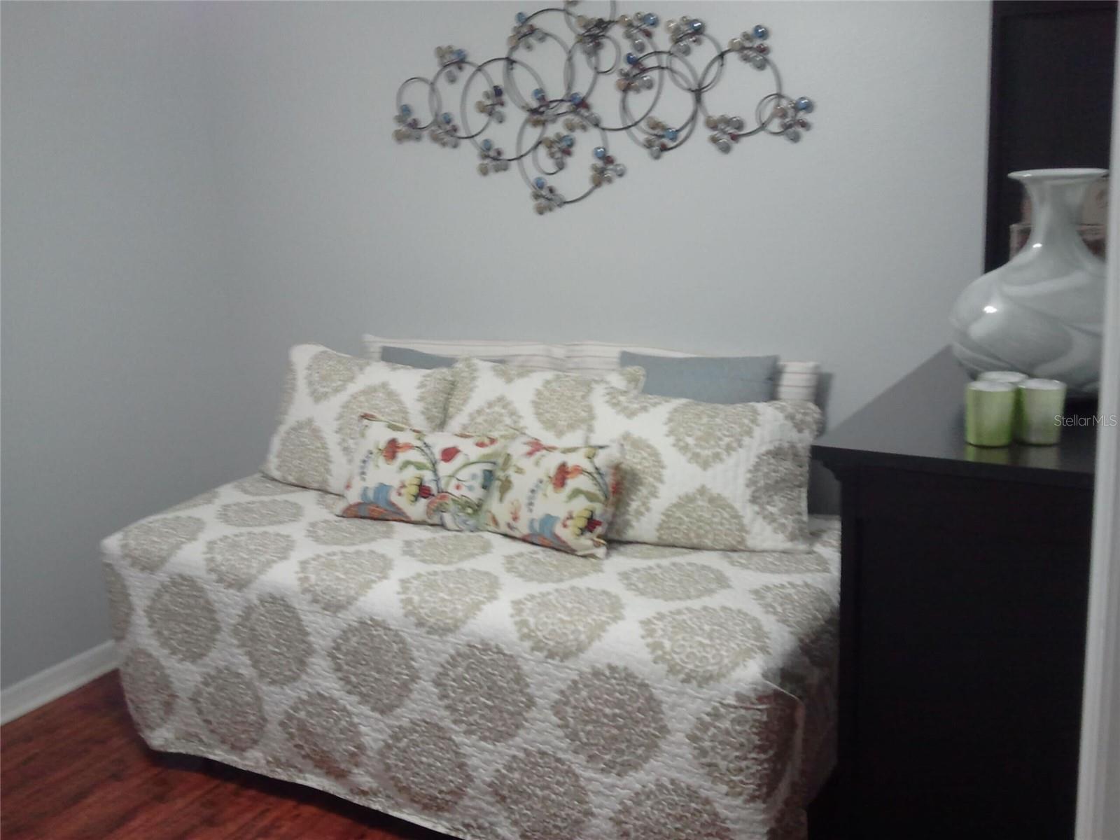 OAK RUN UNIT 7 - Residential