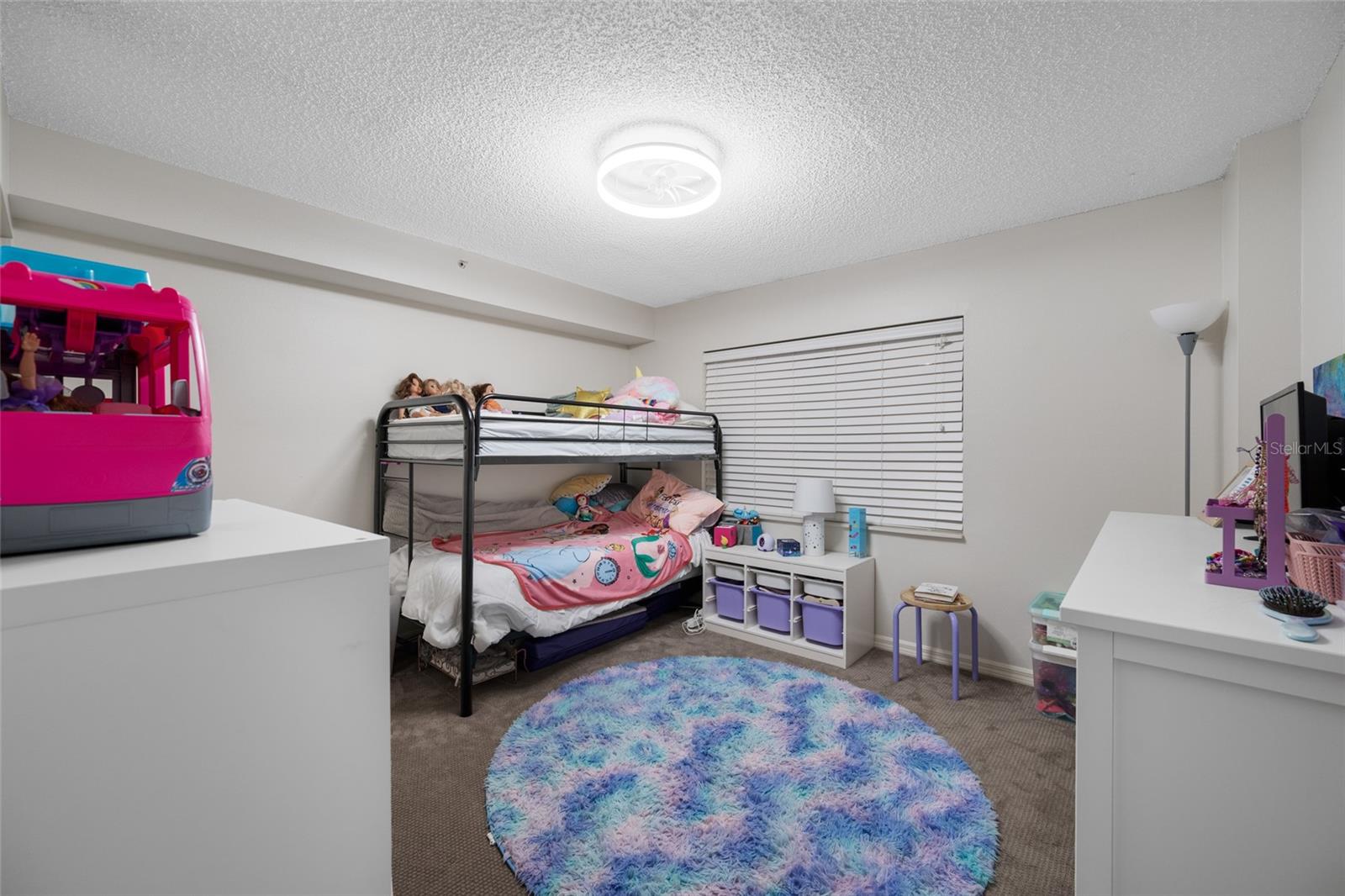 SILVER SANDS BEACH & RACQUET CLUB - Residential