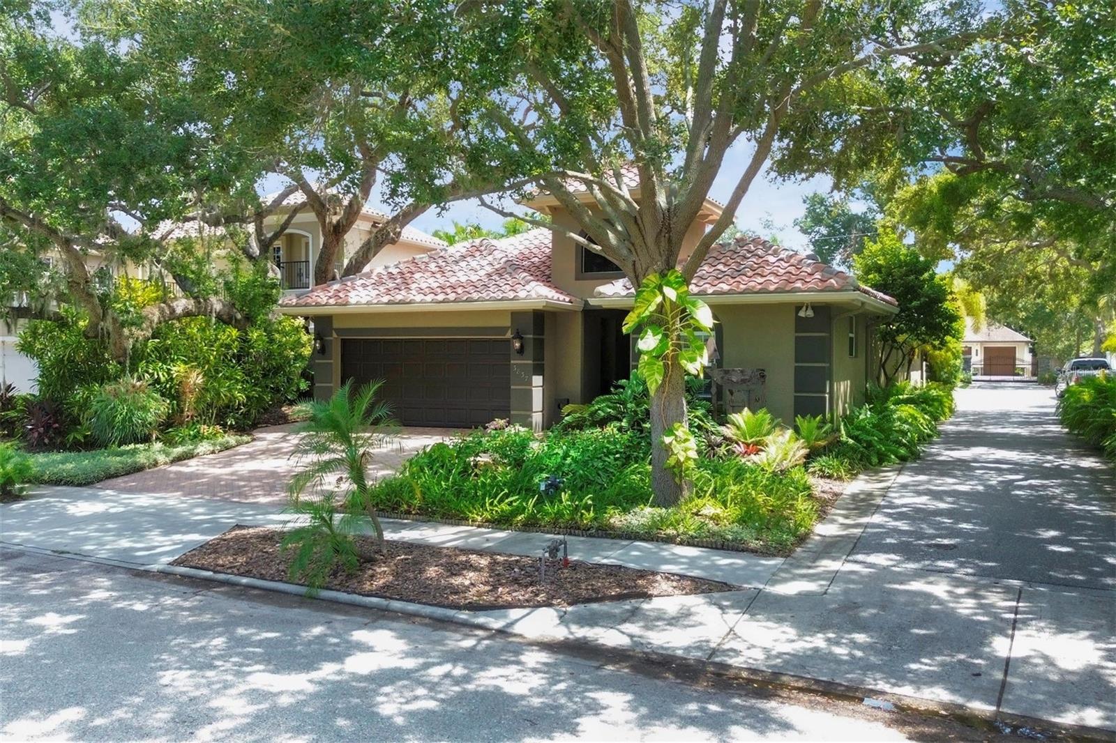 3837 CAMINO REAL
