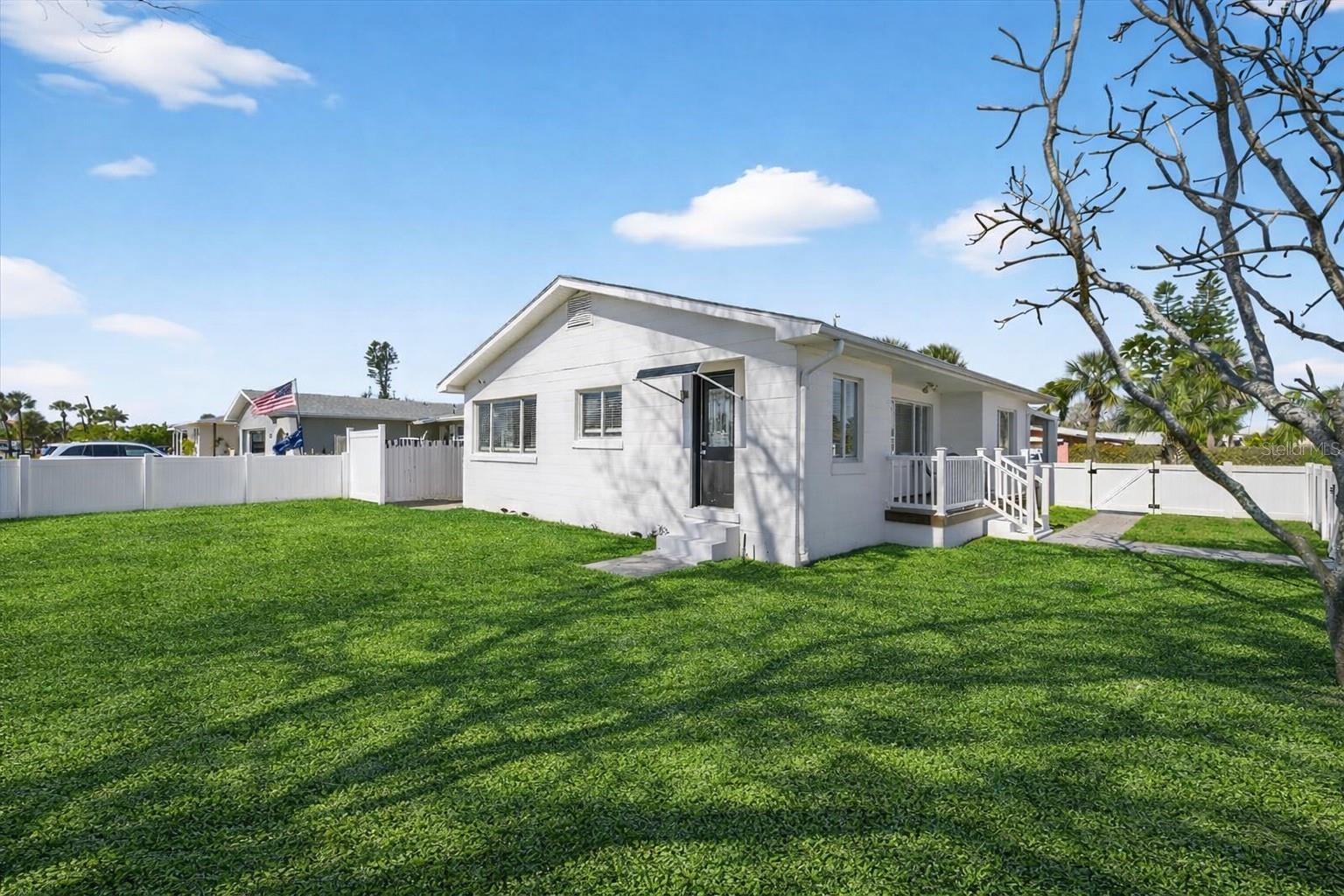 BELLE VISTA BEACH 1ST ADD - Residential