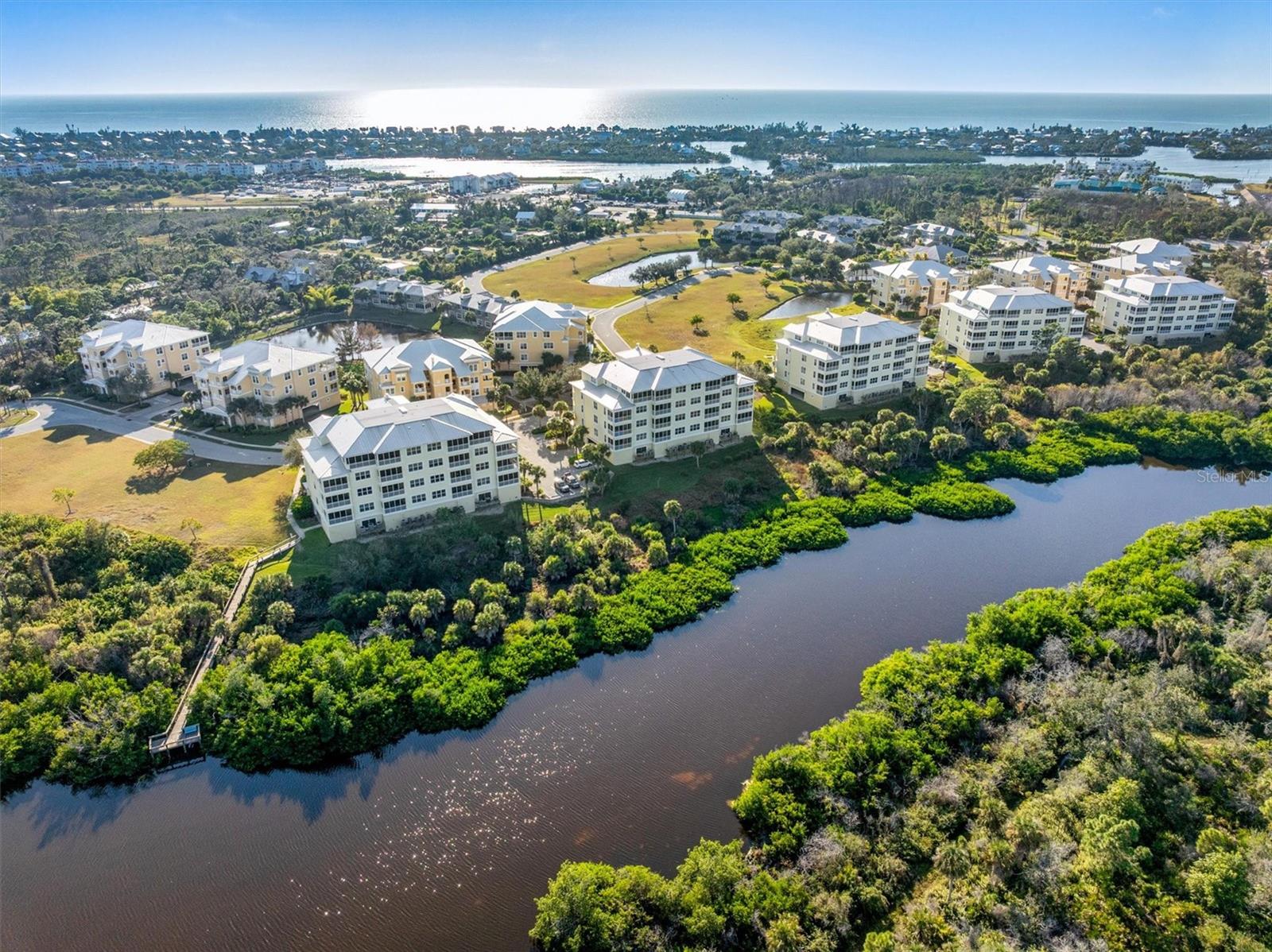 HAMMOCKS-VILLAS PH 01 - Residential