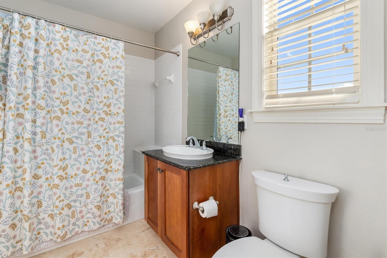 HAMMOCKS-VILLAS PH 01 - Residential