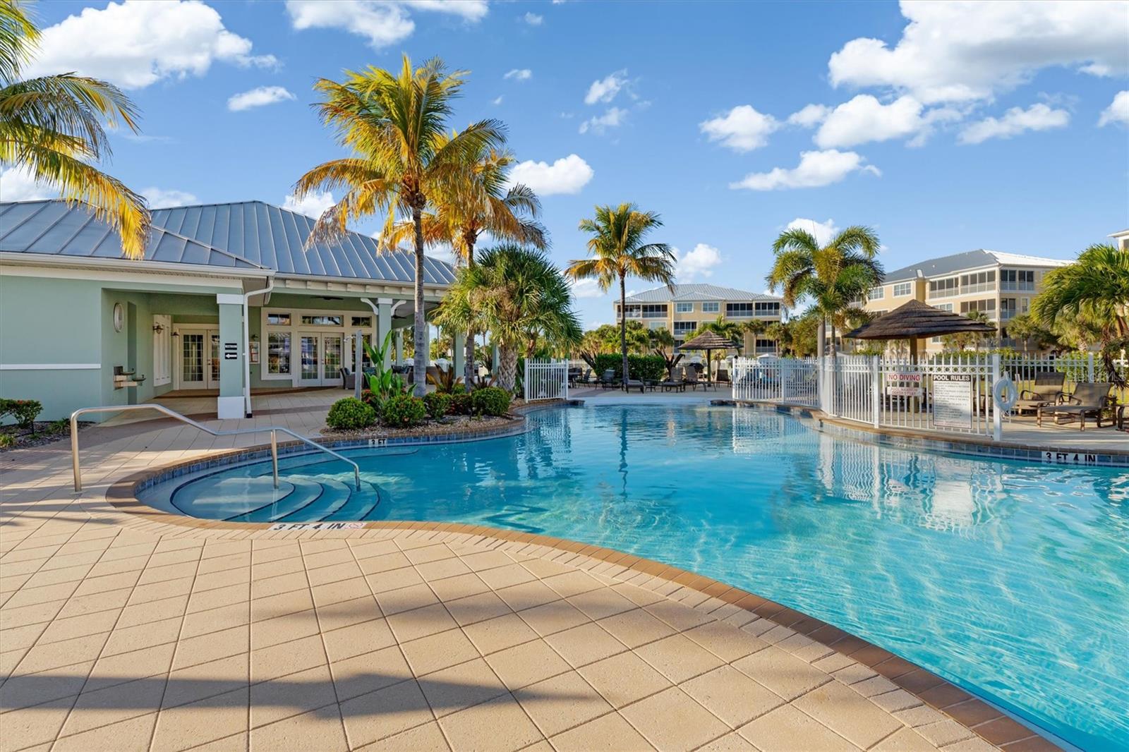 HAMMOCKS-VILLAS PH 01 - Residential