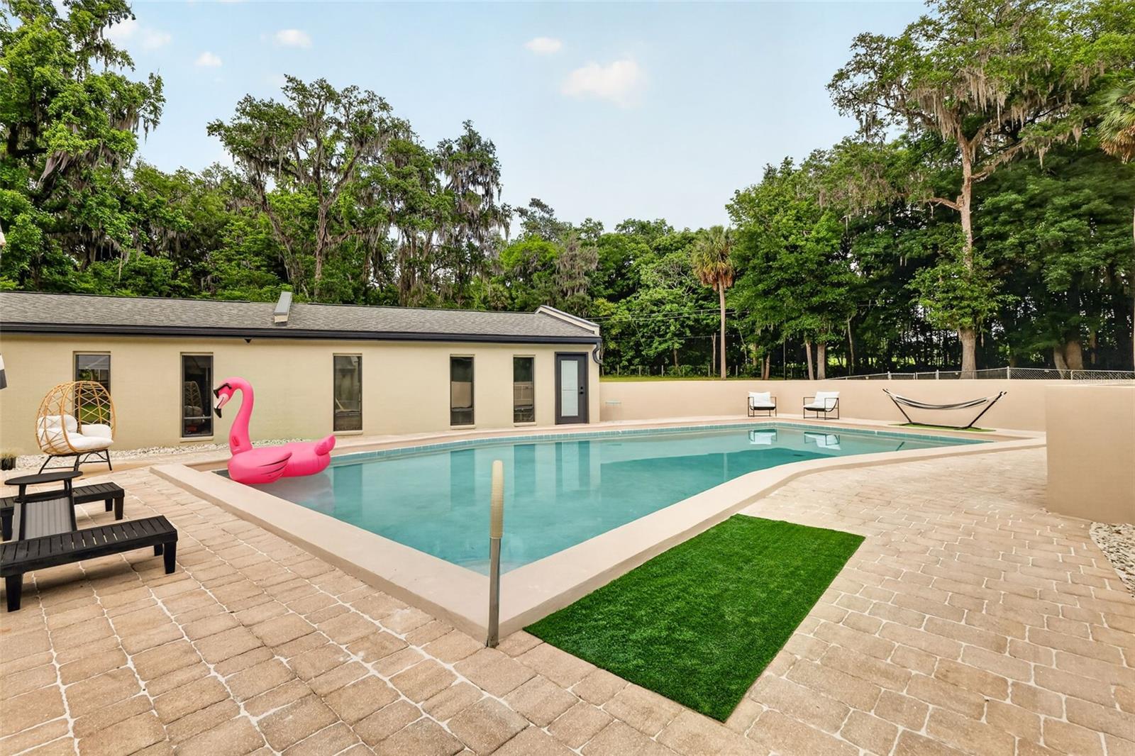 SHERWOOD HILLS - Residential