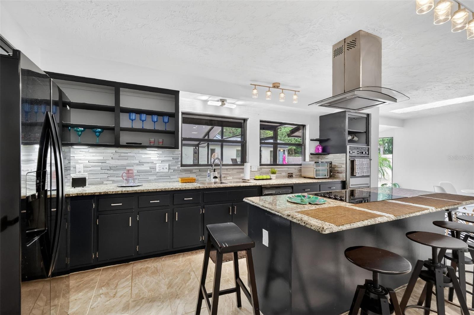 SHERWOOD HILLS - Residential