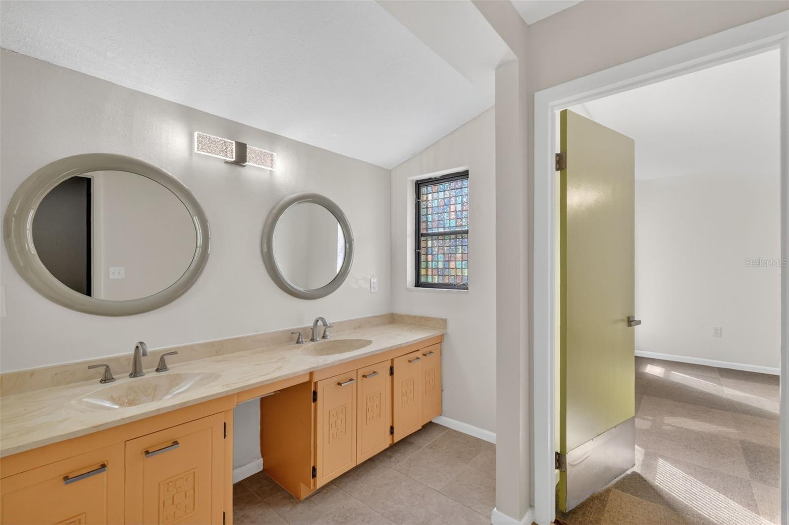 SHERWOOD HILLS - Residential