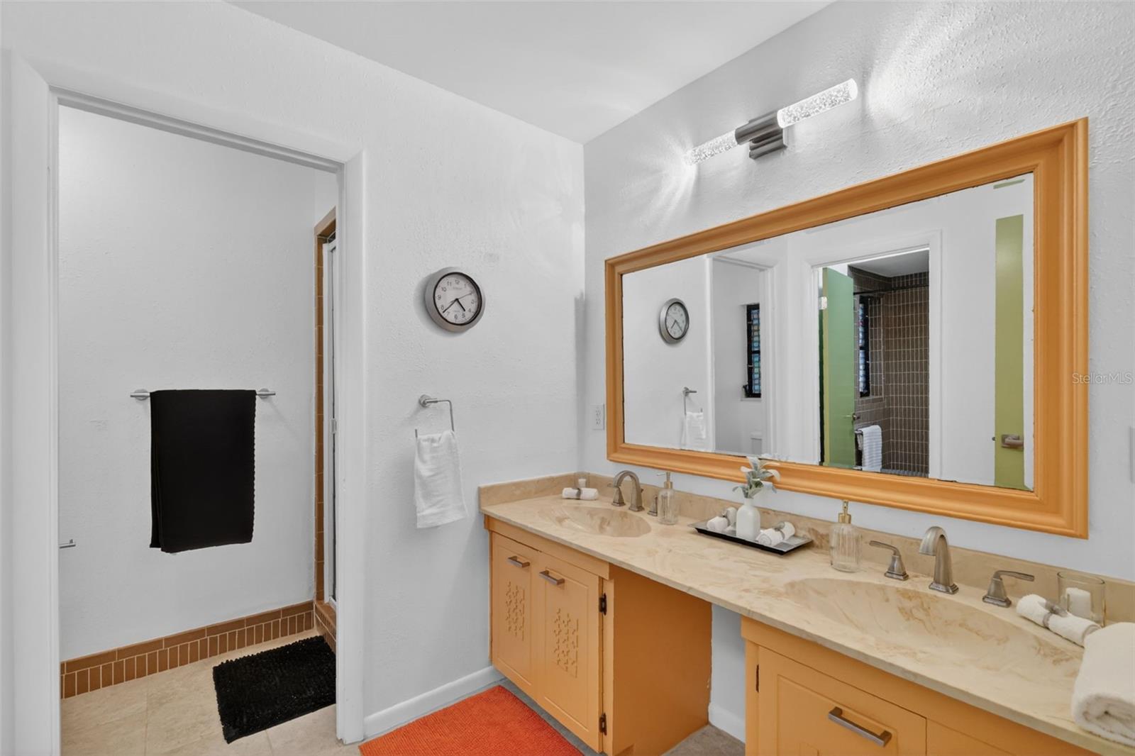 SHERWOOD HILLS - Residential