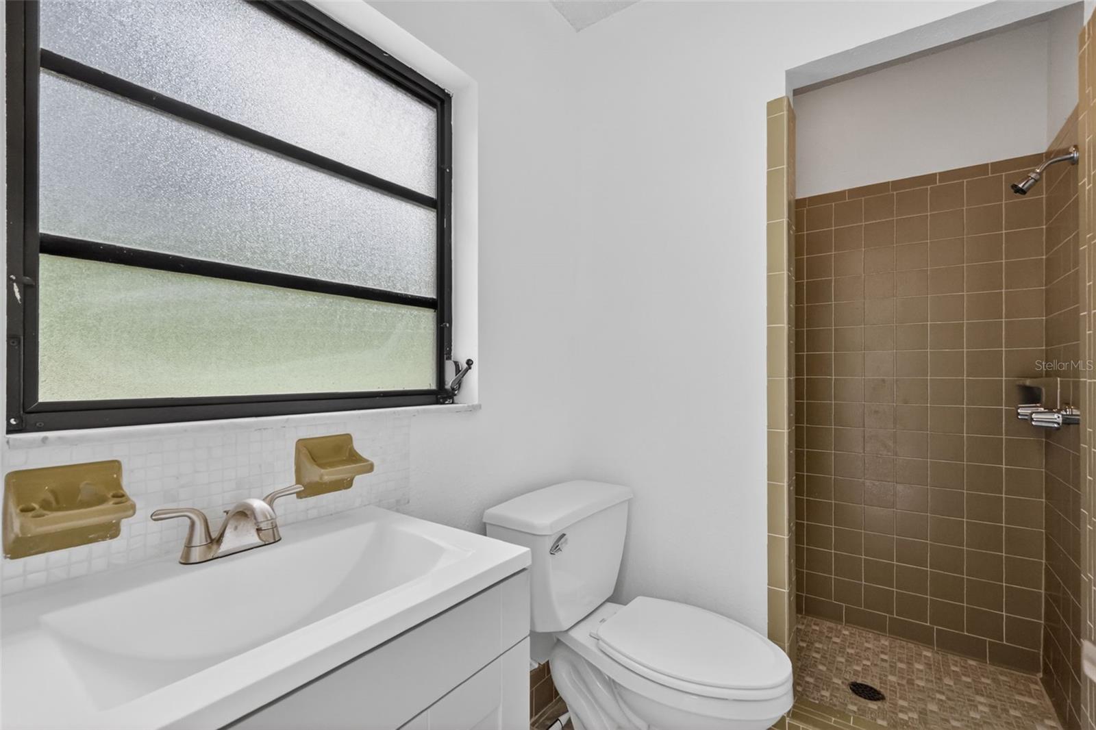 SHERWOOD HILLS - Residential