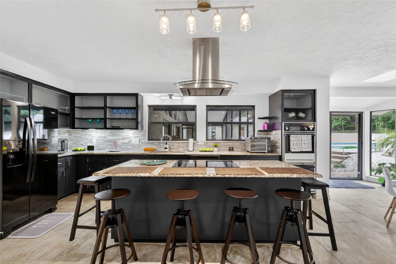 SHERWOOD HILLS - Residential