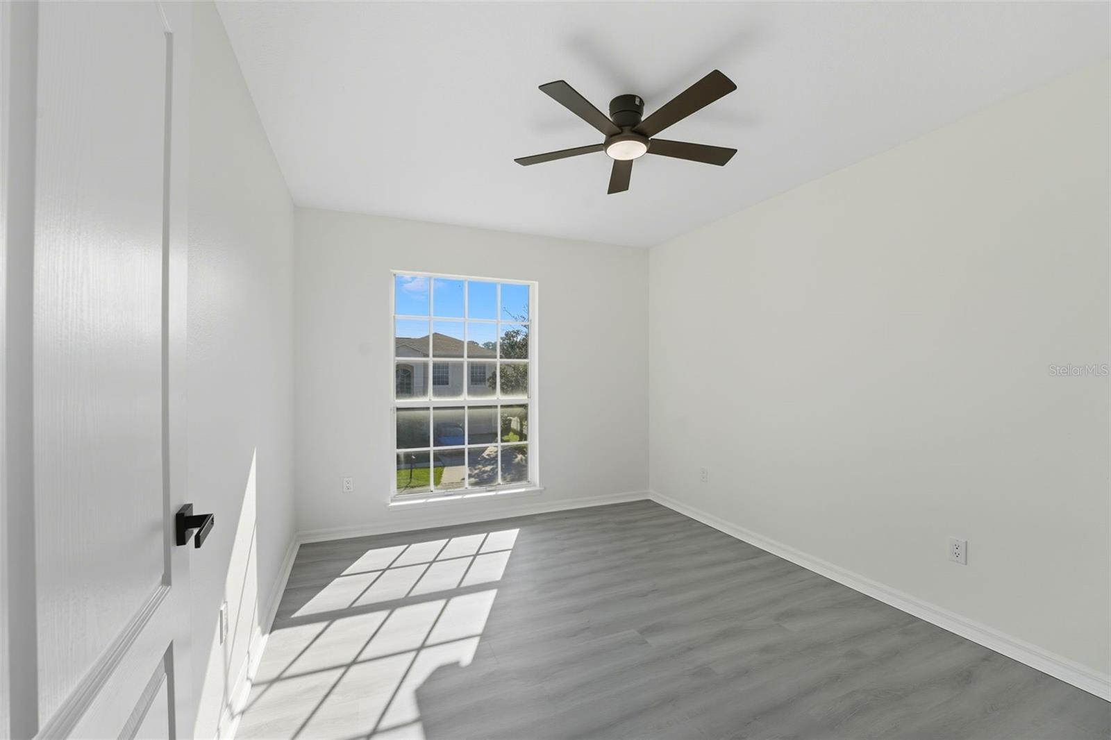 WEKIVA RIDGE OAKS - Residential
