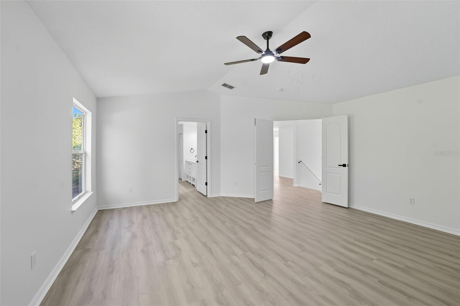 WEKIVA RIDGE OAKS - Residential