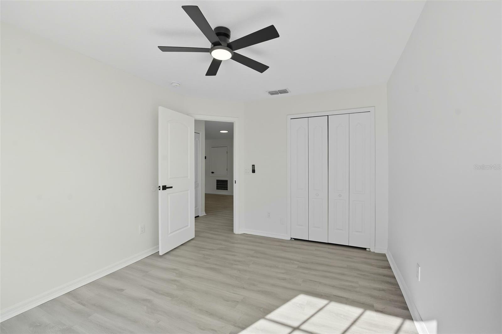 WEKIVA RIDGE OAKS - Residential