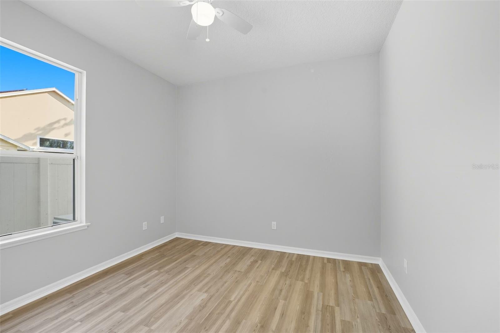 WEKIVA RIDGE OAKS - Residential
