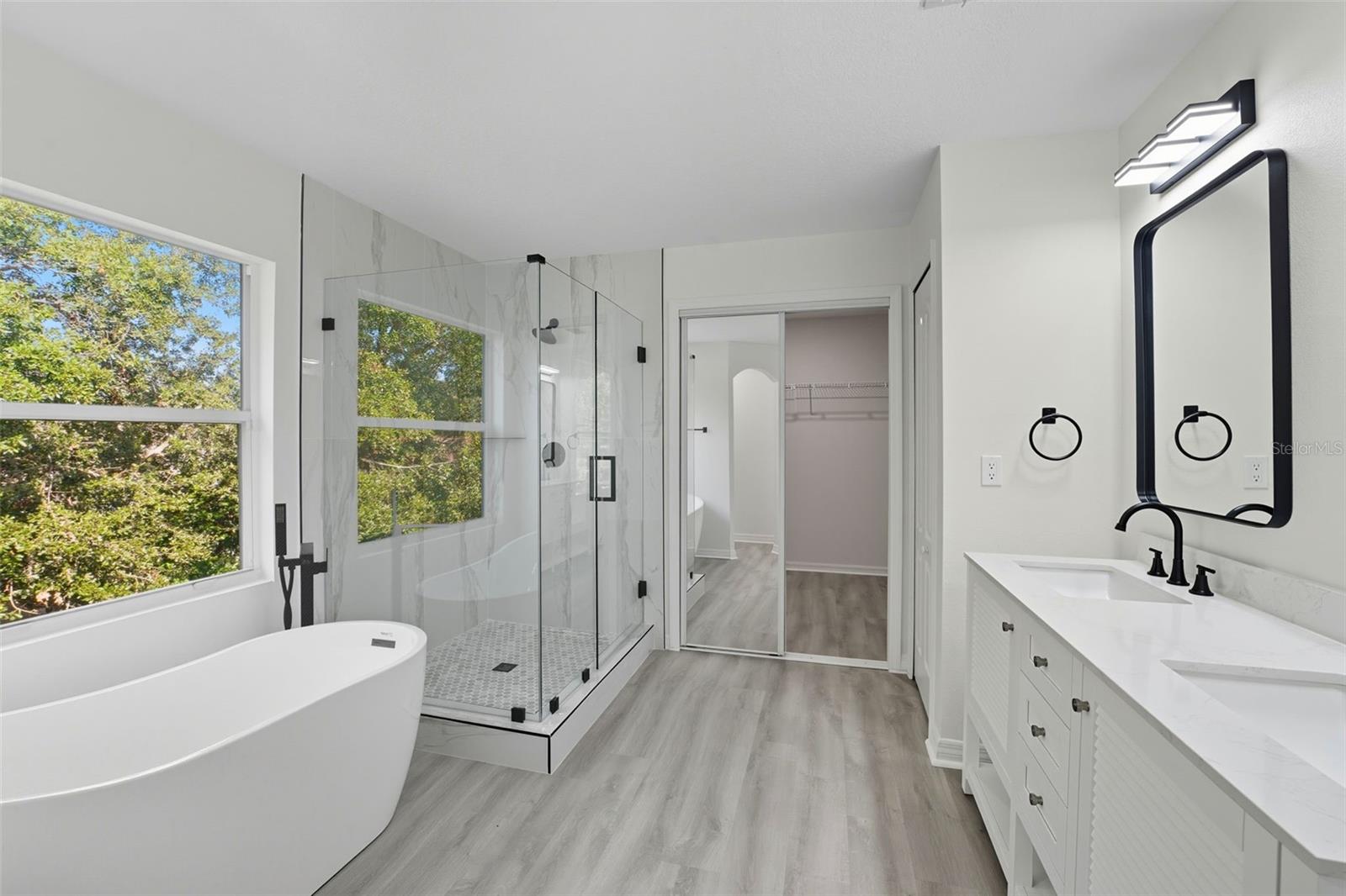 WEKIVA RIDGE OAKS - Residential