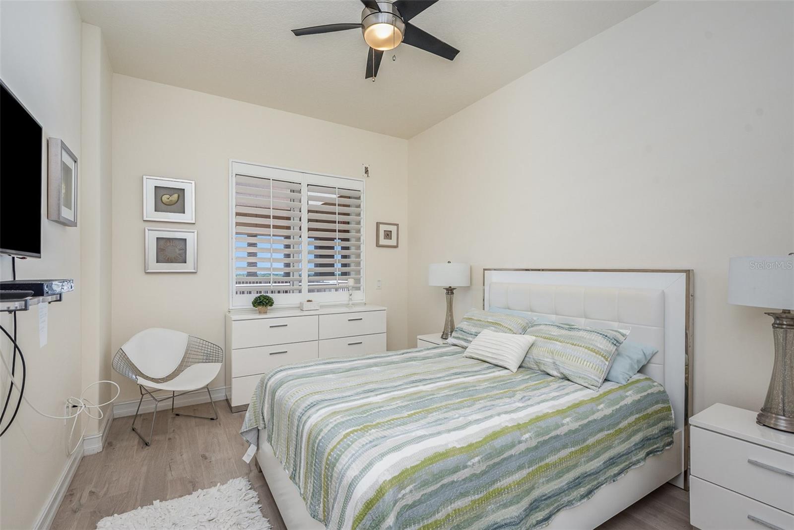 SOMERSET RIVERFRONT CONDOMINIUM - Residential