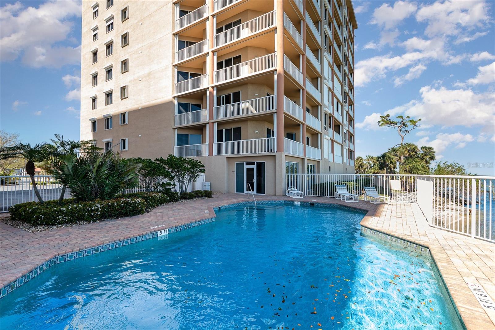 SOMERSET RIVERFRONT CONDOMINIUM - Residential