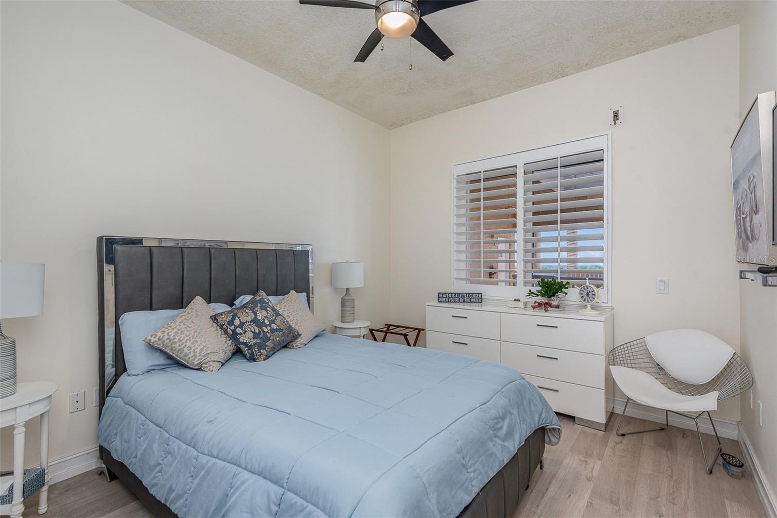 SOMERSET RIVERFRONT CONDOMINIUM - Residential