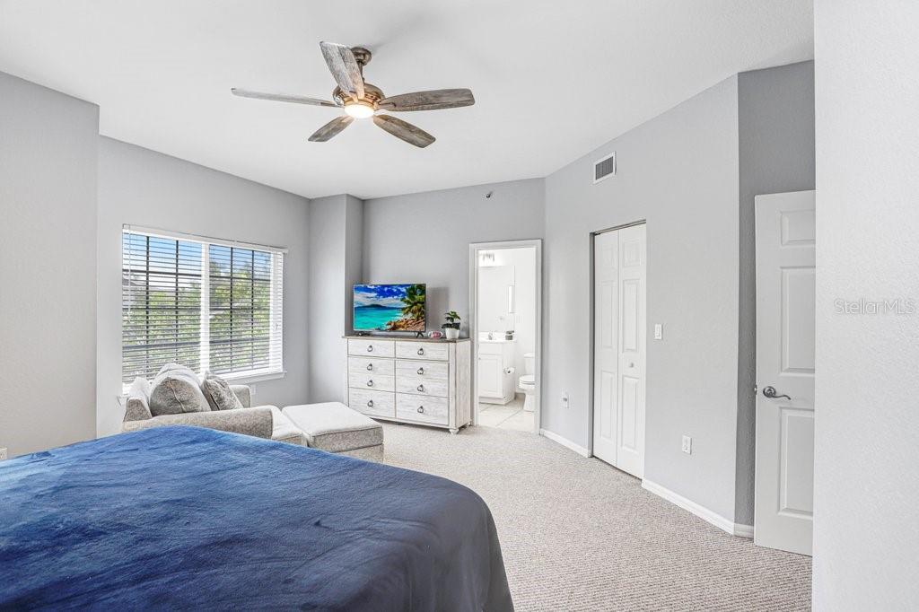 ARLINGTON PARK CONDO - Residential