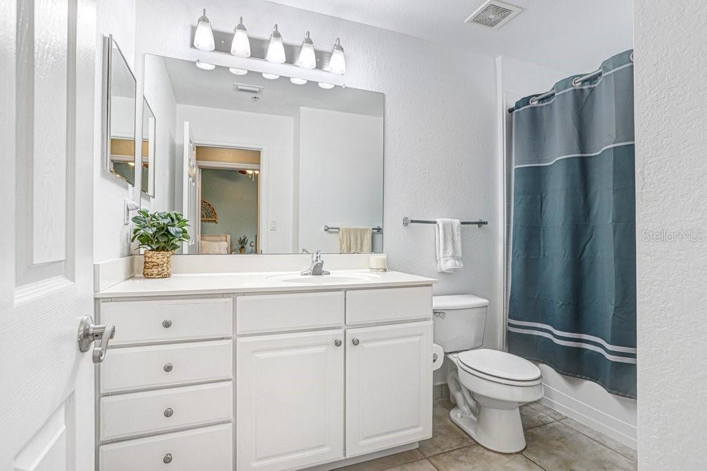 ARLINGTON PARK CONDO - Residential