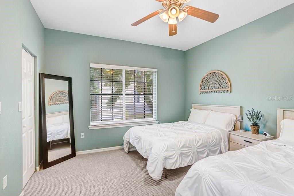 ARLINGTON PARK CONDO - Residential