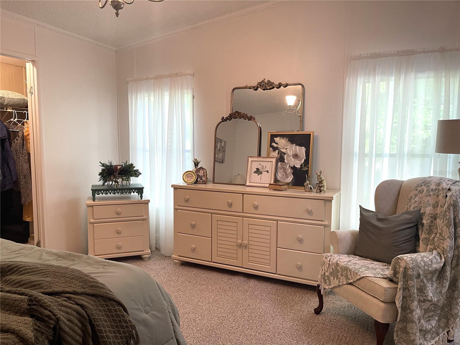 CONTINENTAL COUNTRY CLUB - Residential