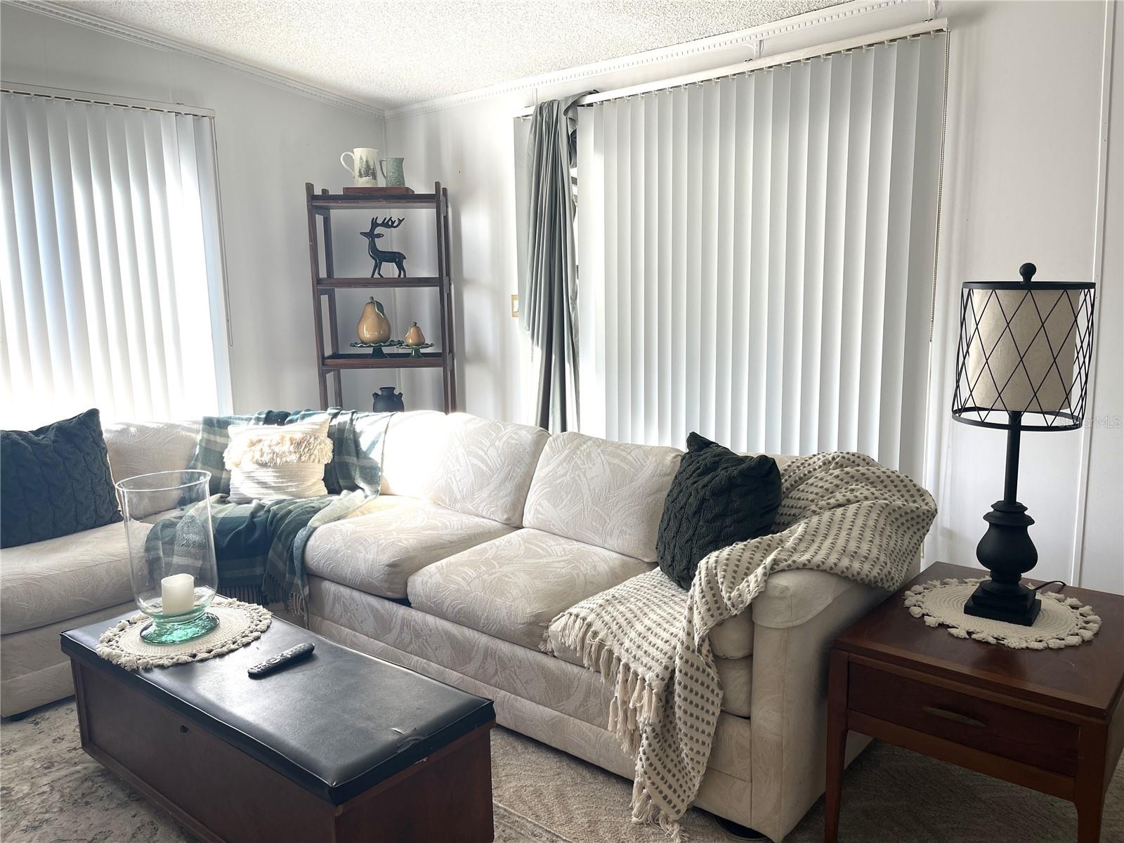 CONTINENTAL COUNTRY CLUB - Residential