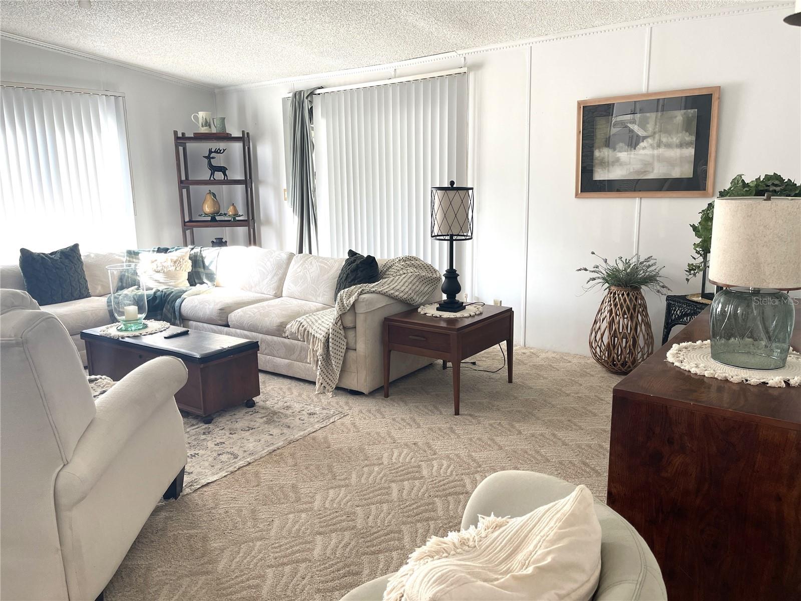 CONTINENTAL COUNTRY CLUB - Residential